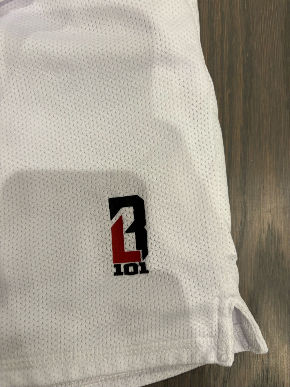Baseball Lifestyle 101 Boys’ White Shorts - Picture 5 of 7